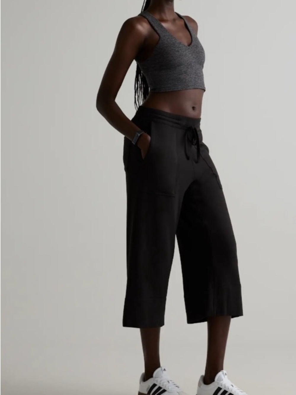 Quince Women's Black Wide-Leg Cropped Drawstring Cropped Pants Size Small